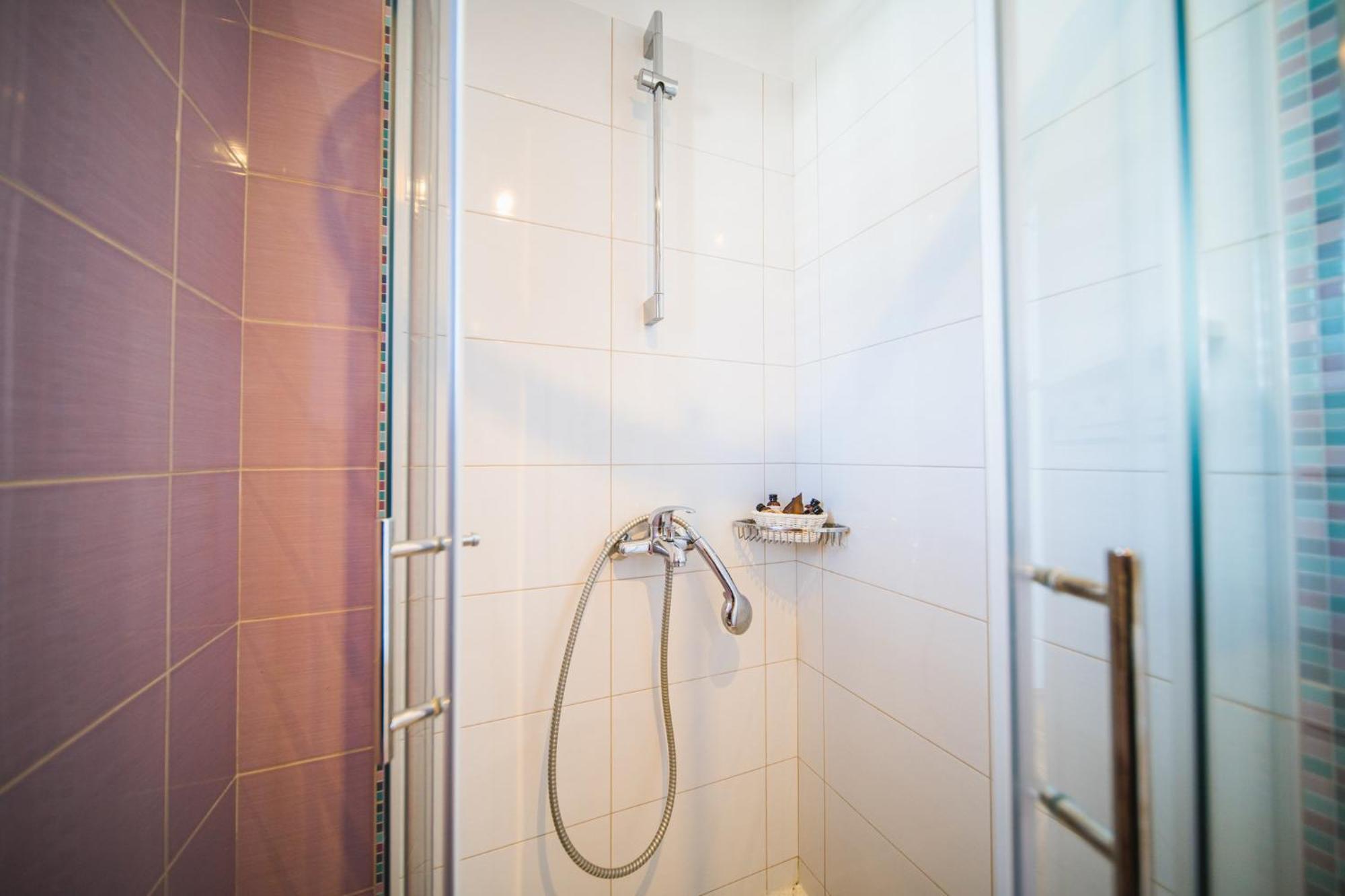 Apartments And Rooms Denoble กอร์จูลา ภายนอก รูปภาพ