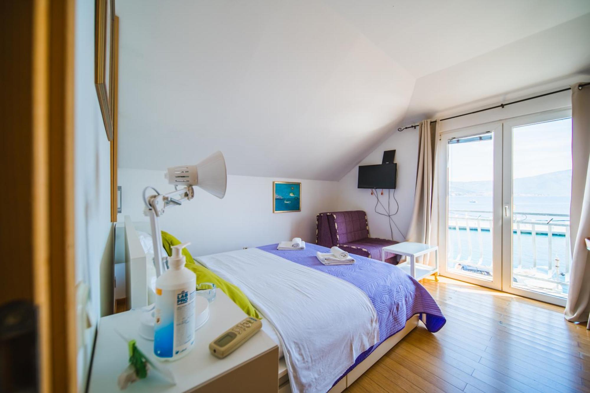 Apartments And Rooms Denoble กอร์จูลา ภายนอก รูปภาพ
