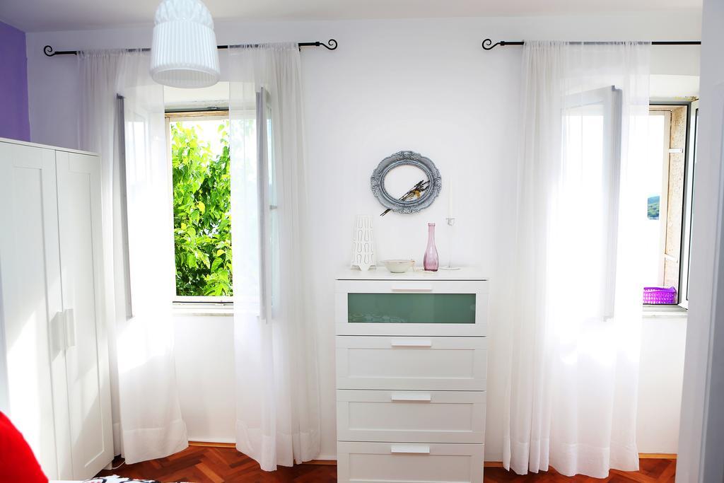 Apartments And Rooms Denoble กอร์จูลา ห้อง รูปภาพ